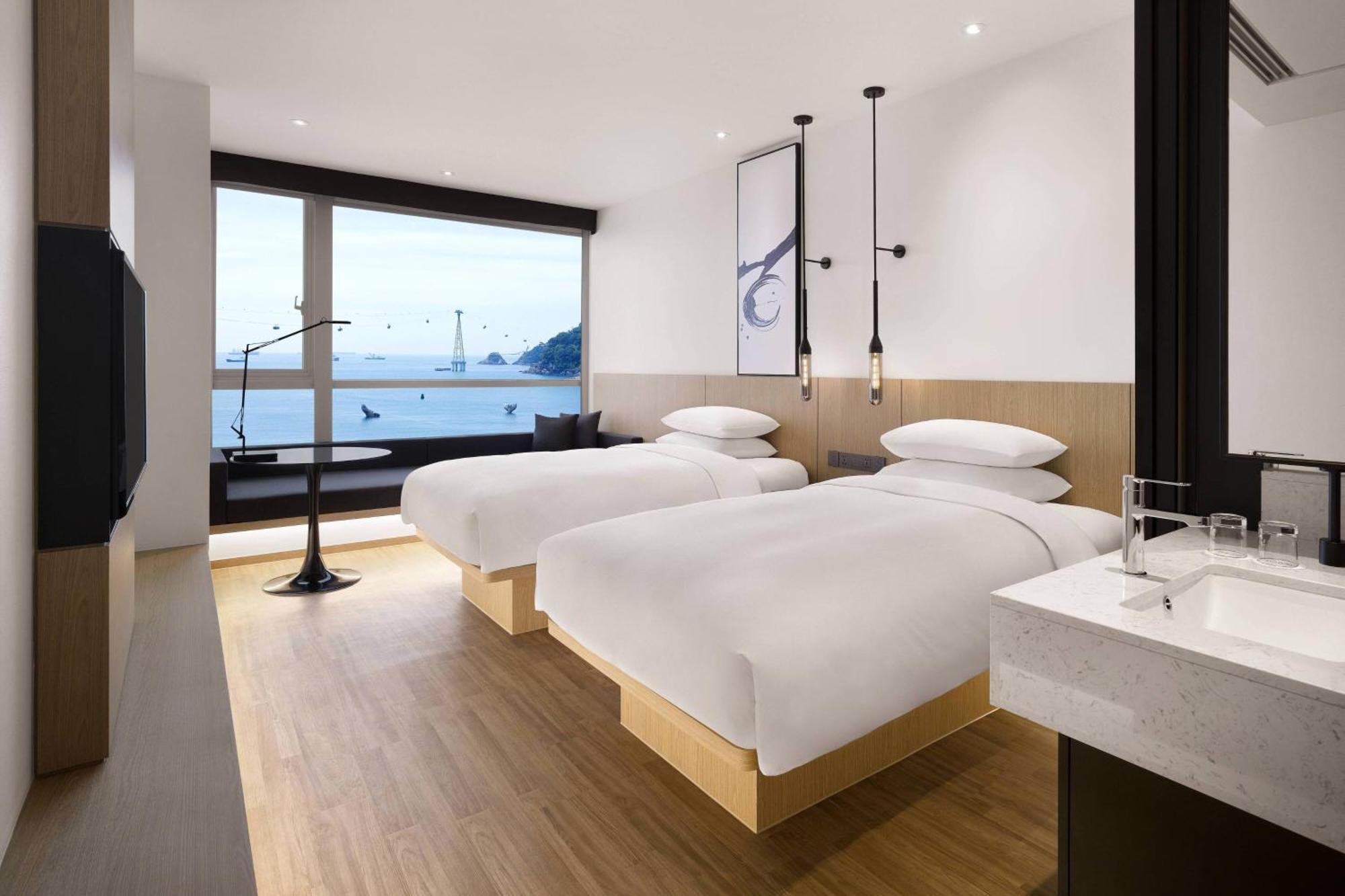 Fairfield By Marriott Busan Songdo Beach Exterior photo